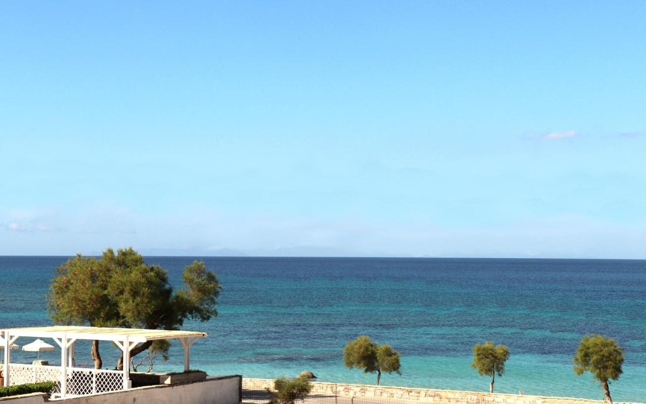 Beach Apartment Thalia With Hot Tub And Sea View Agios Prokopios  Buitenkant foto